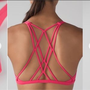 LULULEMON Free to be Zen Sports Bra in Lip Gloss Pink (Size 4)